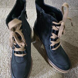 Universal Thread Boots